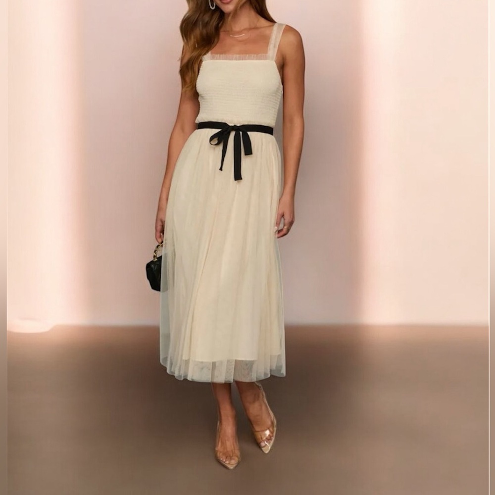 Lovers Muse Tulle Waist Tie Midi Dress